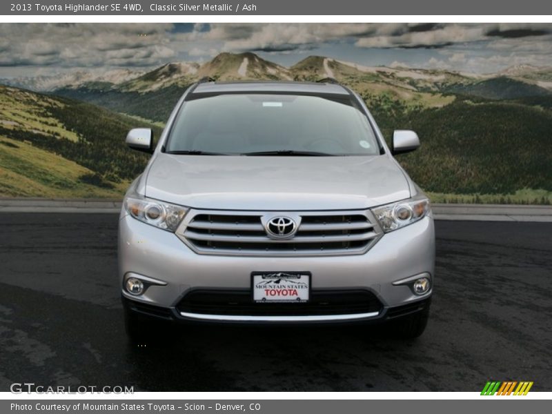 Classic Silver Metallic / Ash 2013 Toyota Highlander SE 4WD