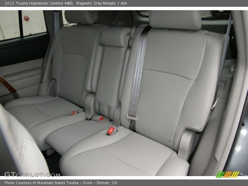 Magnetic Gray Metallic / Ash 2013 Toyota Highlander Limited 4WD