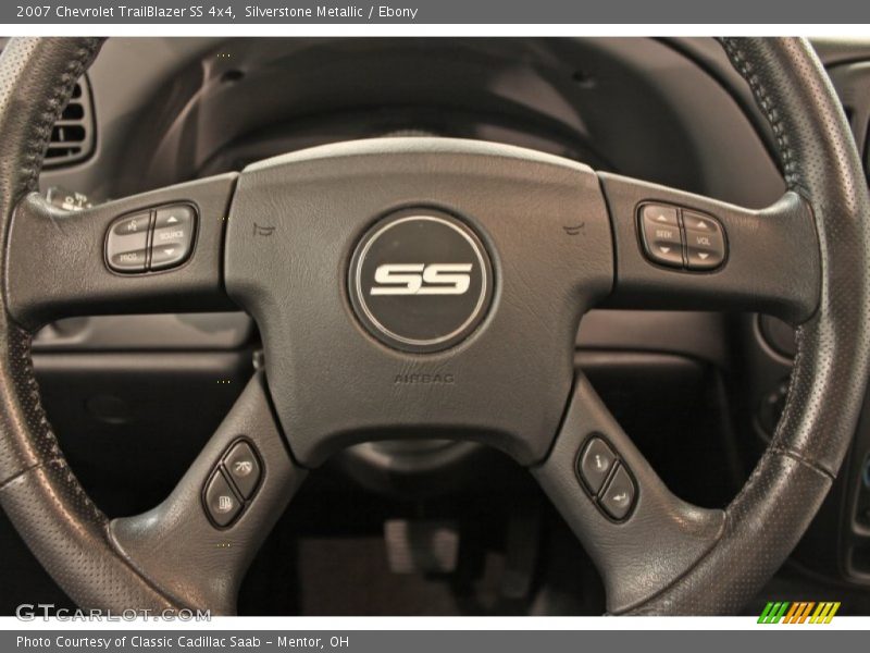  2007 TrailBlazer SS 4x4 Steering Wheel