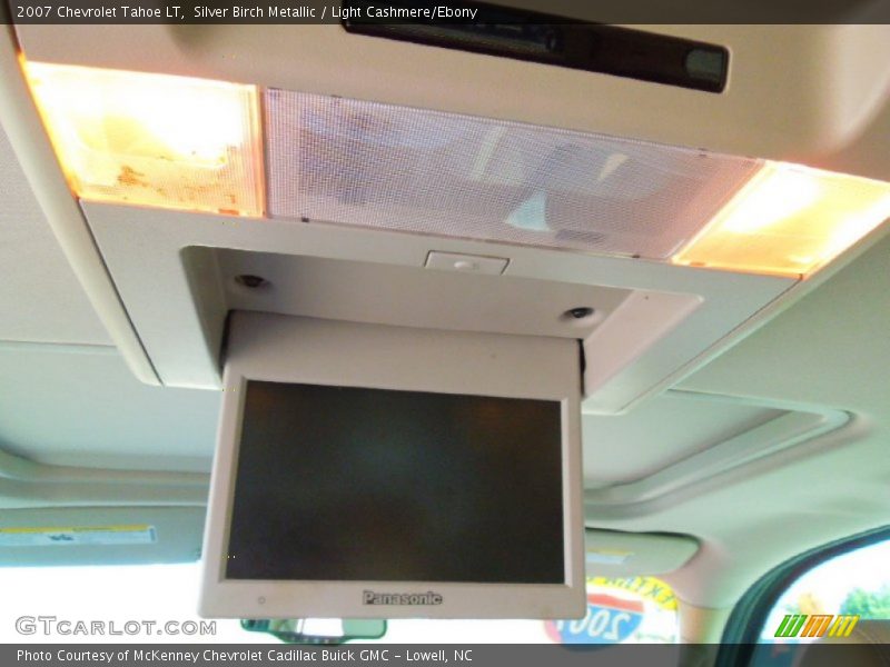 Silver Birch Metallic / Light Cashmere/Ebony 2007 Chevrolet Tahoe LT