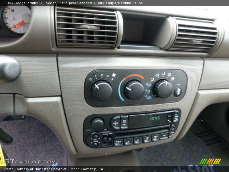 Satin Jade Pearlcoat / Dark Taupe/Medium Taupe 2004 Dodge Stratus SXT Sedan
