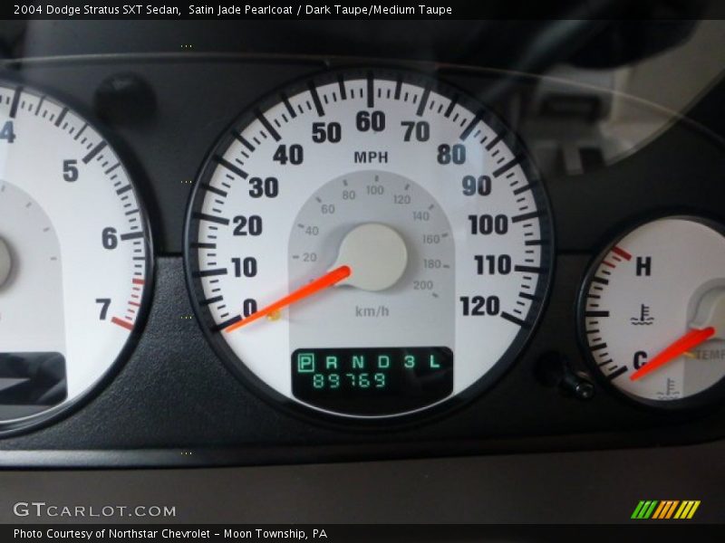 Satin Jade Pearlcoat / Dark Taupe/Medium Taupe 2004 Dodge Stratus SXT Sedan