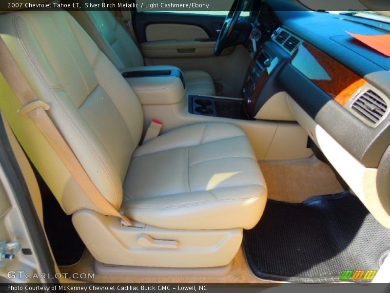 Silver Birch Metallic / Light Cashmere/Ebony 2007 Chevrolet Tahoe LT