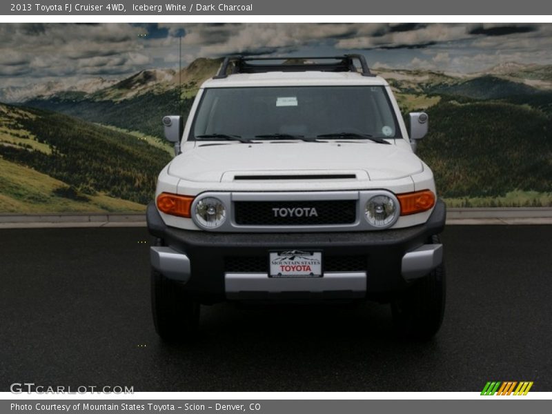 Iceberg White / Dark Charcoal 2013 Toyota FJ Cruiser 4WD