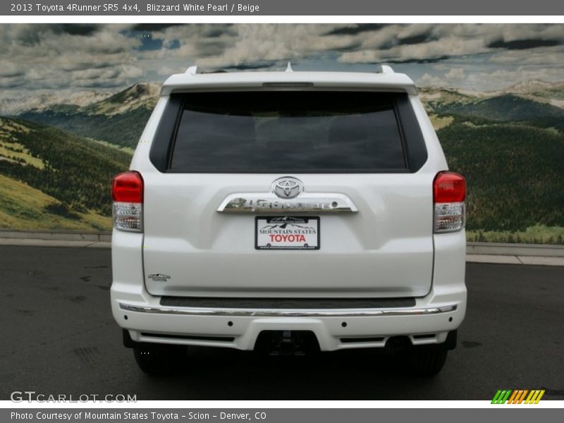 Blizzard White Pearl / Beige 2013 Toyota 4Runner SR5 4x4