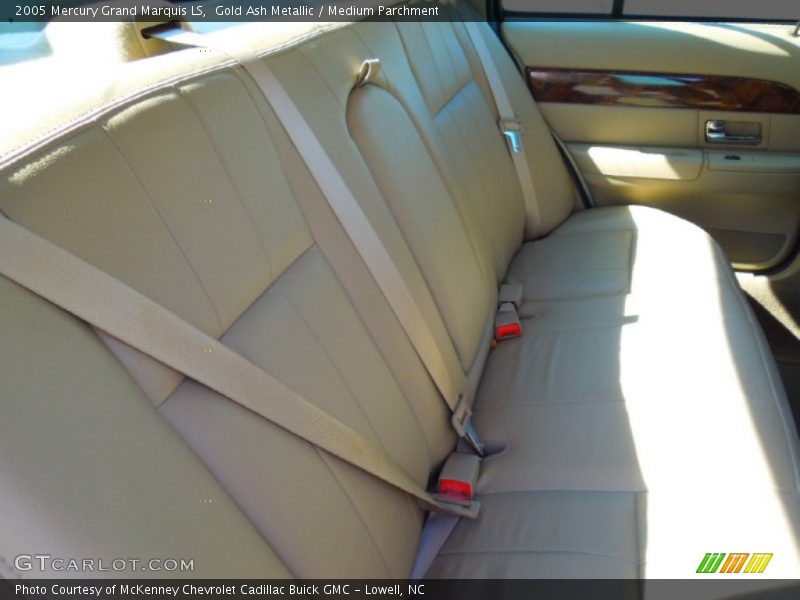 Gold Ash Metallic / Medium Parchment 2005 Mercury Grand Marquis LS