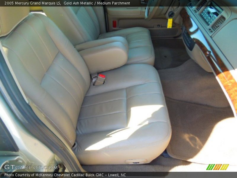 Gold Ash Metallic / Medium Parchment 2005 Mercury Grand Marquis LS