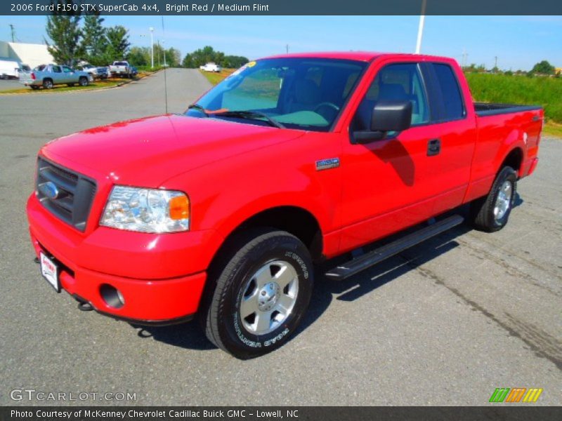 Bright Red / Medium Flint 2006 Ford F150 STX SuperCab 4x4