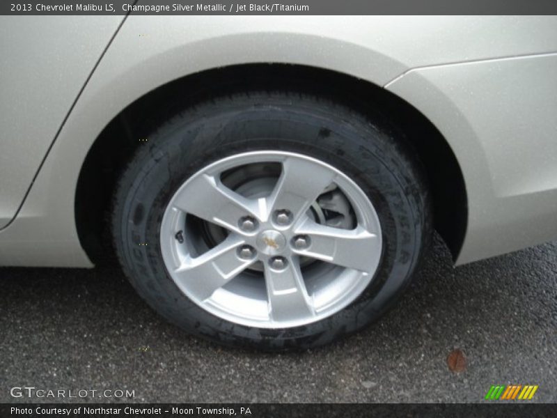 Champagne Silver Metallic / Jet Black/Titanium 2013 Chevrolet Malibu LS