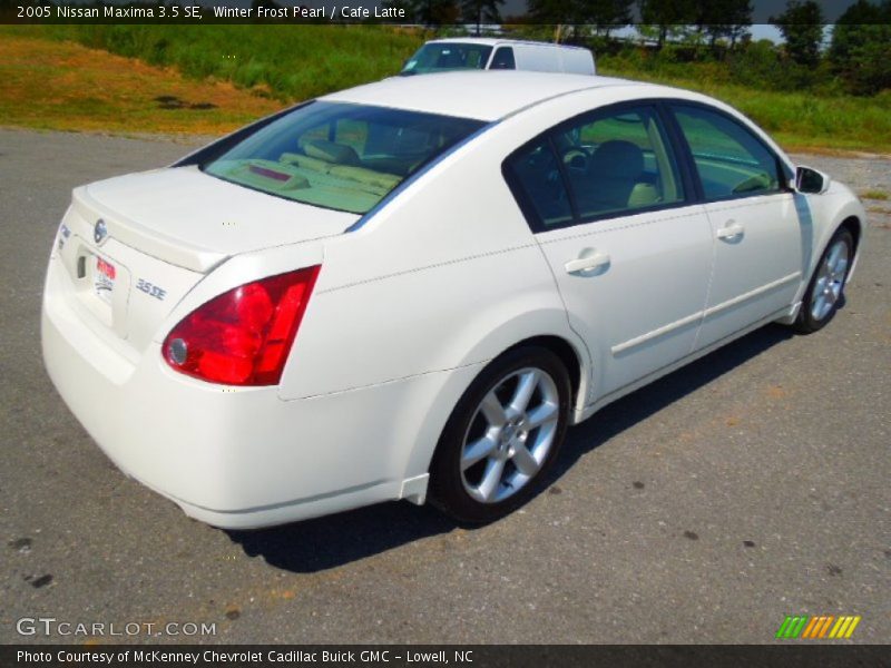 Winter Frost Pearl / Cafe Latte 2005 Nissan Maxima 3.5 SE