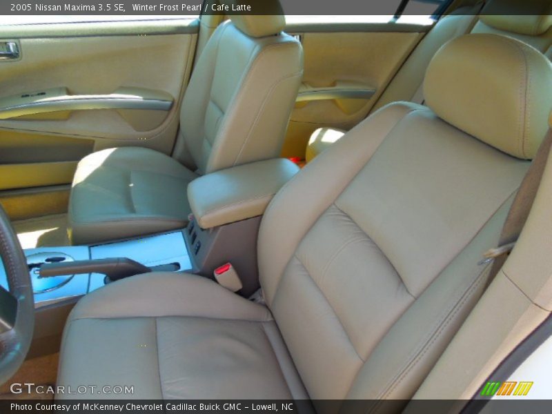 Front Seat of 2005 Maxima 3.5 SE