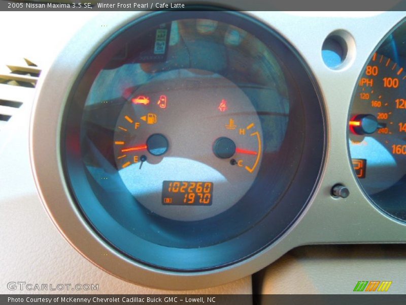 Winter Frost Pearl / Cafe Latte 2005 Nissan Maxima 3.5 SE