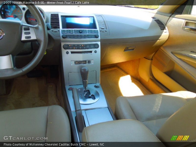 Winter Frost Pearl / Cafe Latte 2005 Nissan Maxima 3.5 SE