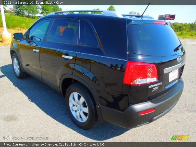 Ebony Black / Gray 2011 Kia Sorento LX