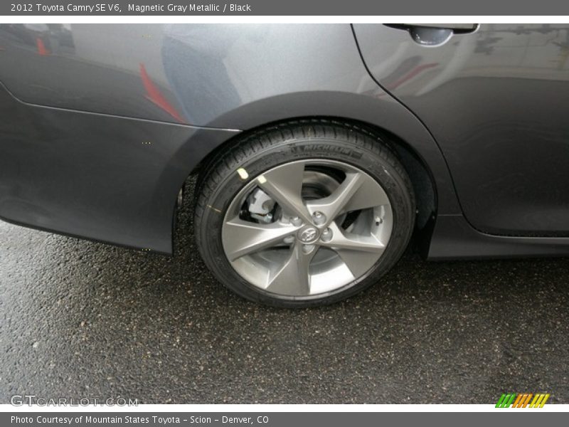Magnetic Gray Metallic / Black 2012 Toyota Camry SE V6