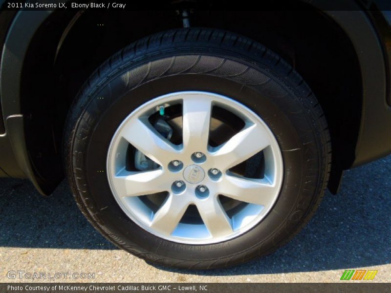 Ebony Black / Gray 2011 Kia Sorento LX