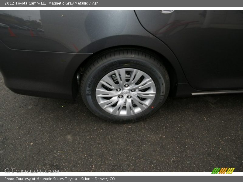 Magnetic Gray Metallic / Ash 2012 Toyota Camry LE