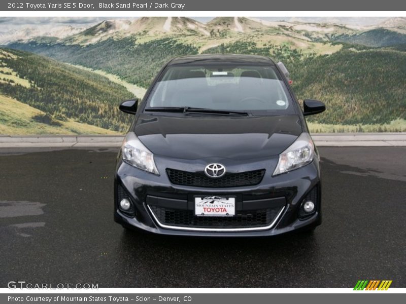 Black Sand Pearl / Dark Gray 2012 Toyota Yaris SE 5 Door