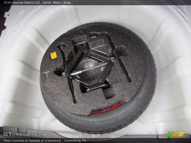 Nordic White / Beige 2010 Hyundai Elantra GLS