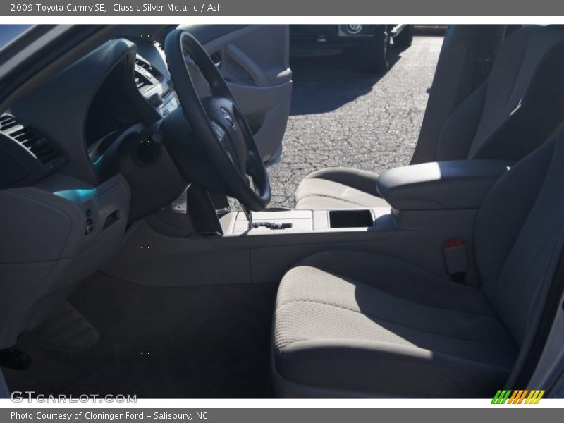 Classic Silver Metallic / Ash 2009 Toyota Camry SE