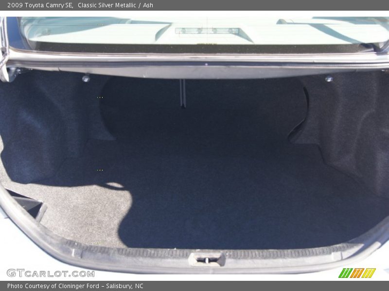 Classic Silver Metallic / Ash 2009 Toyota Camry SE
