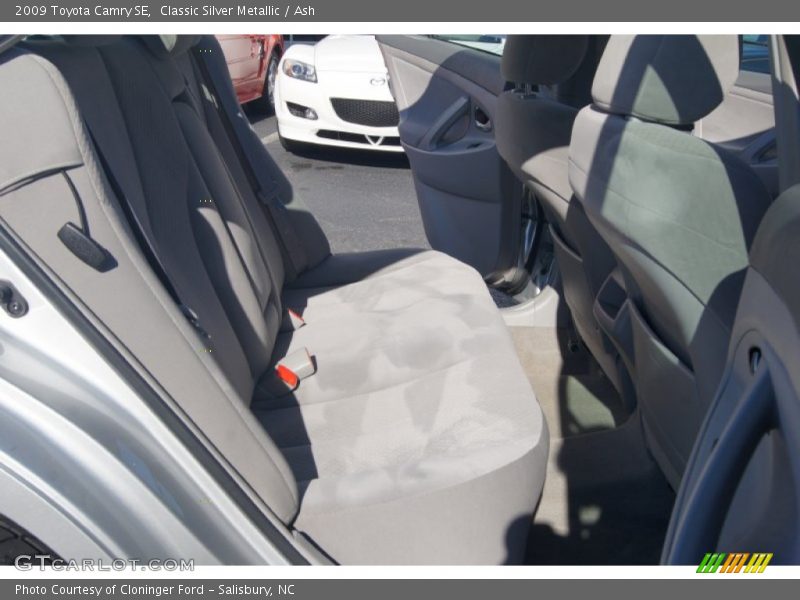 Classic Silver Metallic / Ash 2009 Toyota Camry SE