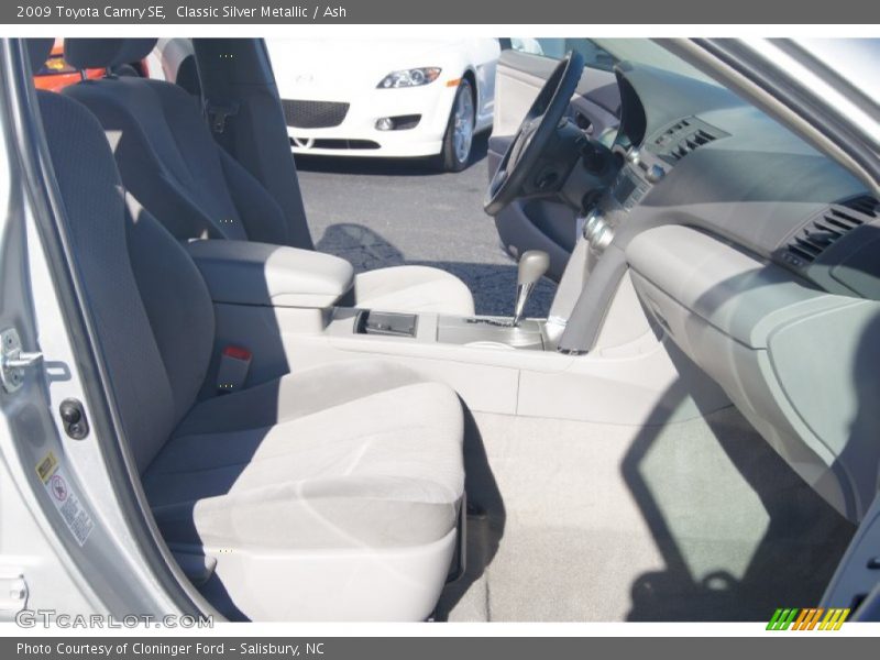 Classic Silver Metallic / Ash 2009 Toyota Camry SE