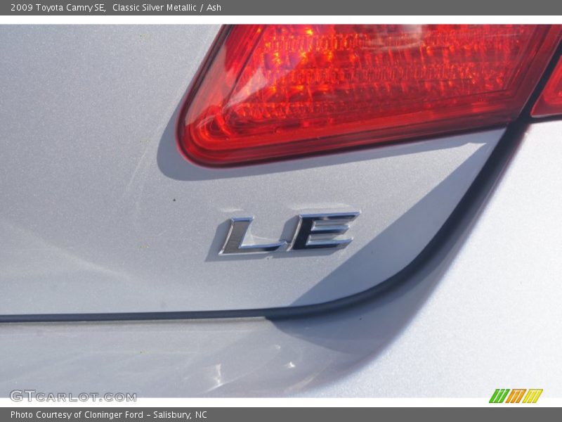 Classic Silver Metallic / Ash 2009 Toyota Camry SE