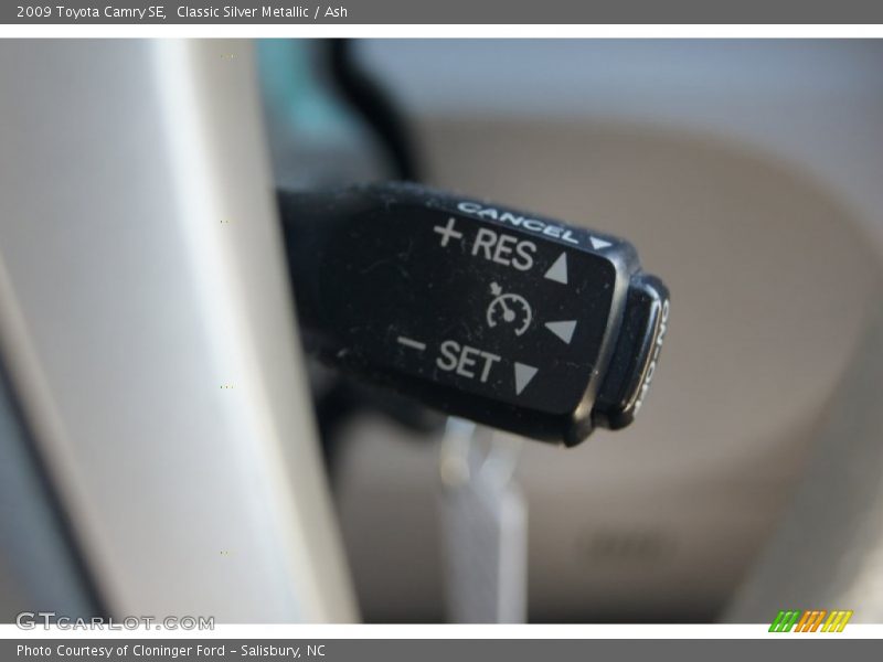 Classic Silver Metallic / Ash 2009 Toyota Camry SE