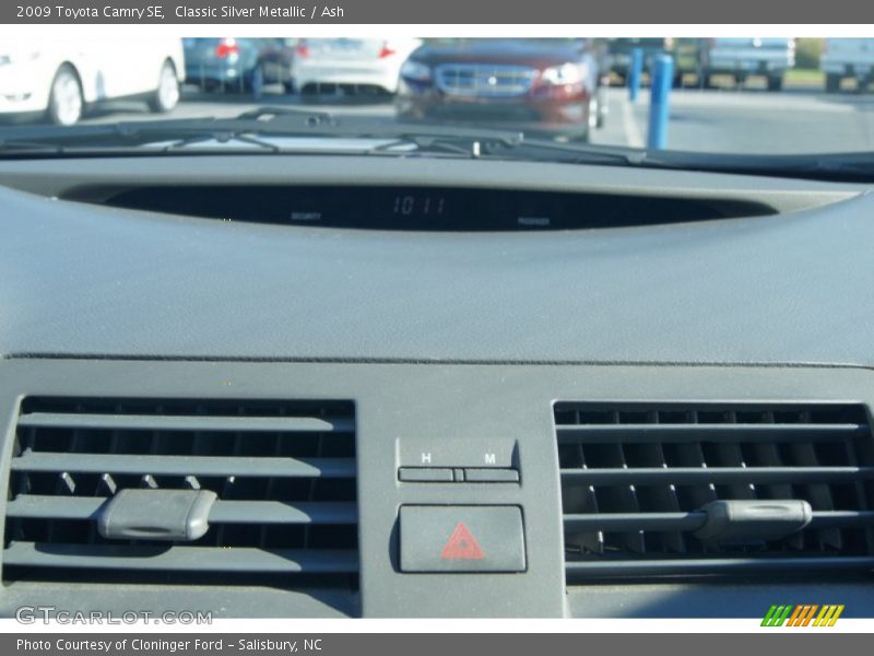 Classic Silver Metallic / Ash 2009 Toyota Camry SE