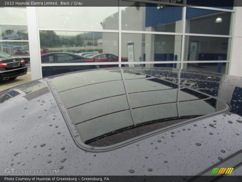 Black / Gray 2013 Hyundai Elantra Limited