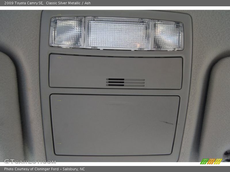 Classic Silver Metallic / Ash 2009 Toyota Camry SE