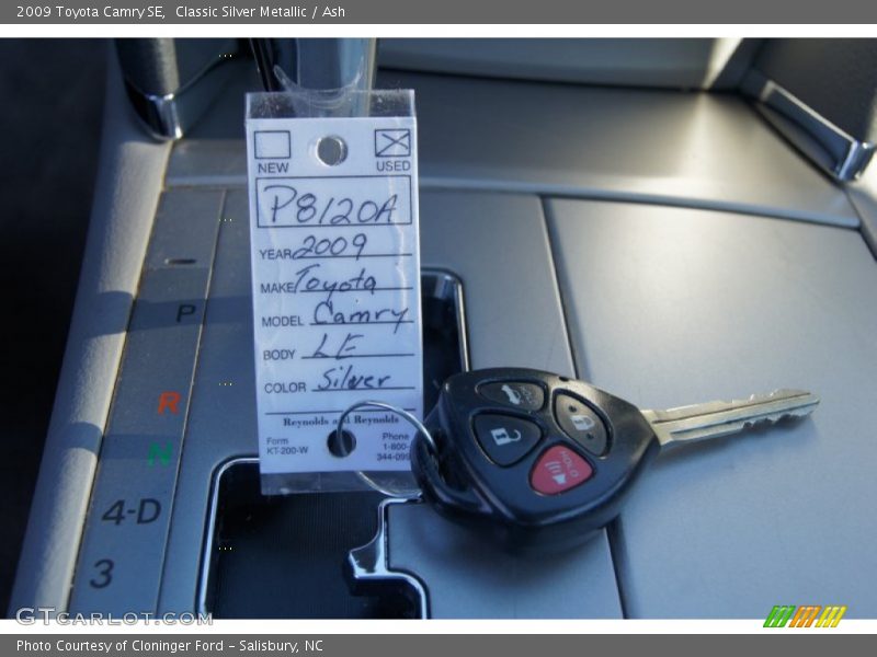 Classic Silver Metallic / Ash 2009 Toyota Camry SE