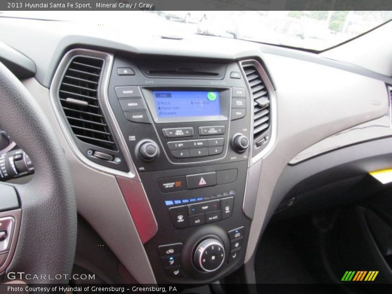 Controls of 2013 Santa Fe Sport