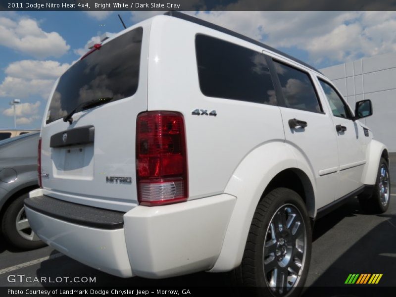 Bright White / Dark Slate Gray 2011 Dodge Nitro Heat 4x4
