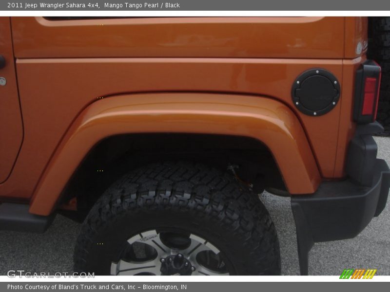 Mango Tango Pearl / Black 2011 Jeep Wrangler Sahara 4x4
