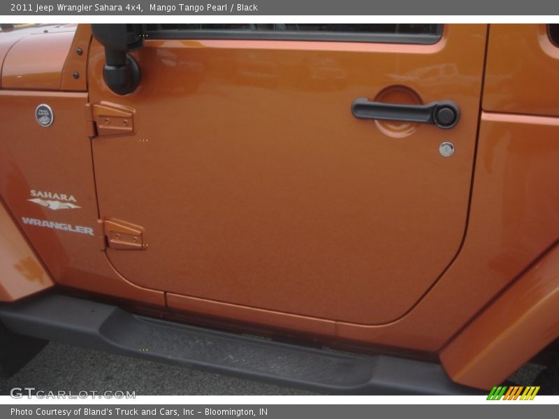 Mango Tango Pearl / Black 2011 Jeep Wrangler Sahara 4x4