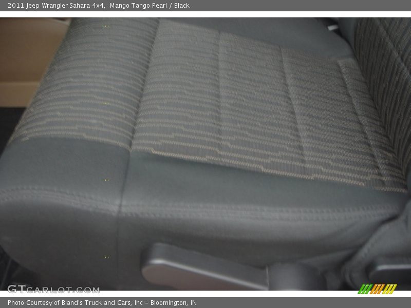 Mango Tango Pearl / Black 2011 Jeep Wrangler Sahara 4x4