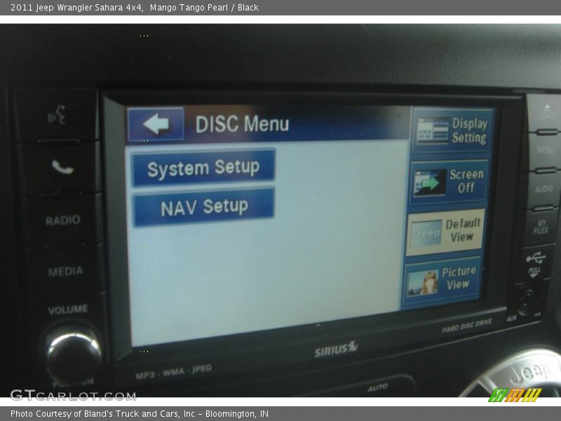 Mango Tango Pearl / Black 2011 Jeep Wrangler Sahara 4x4