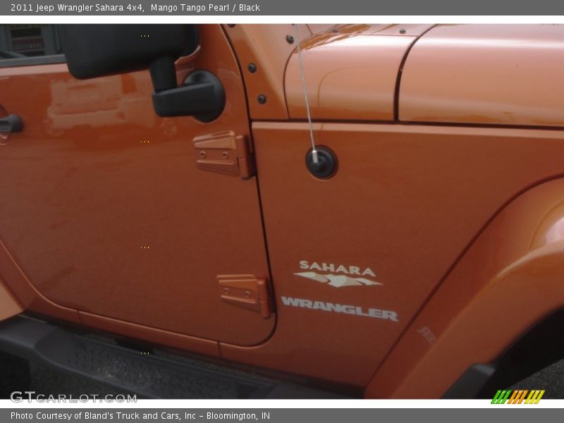 Mango Tango Pearl / Black 2011 Jeep Wrangler Sahara 4x4