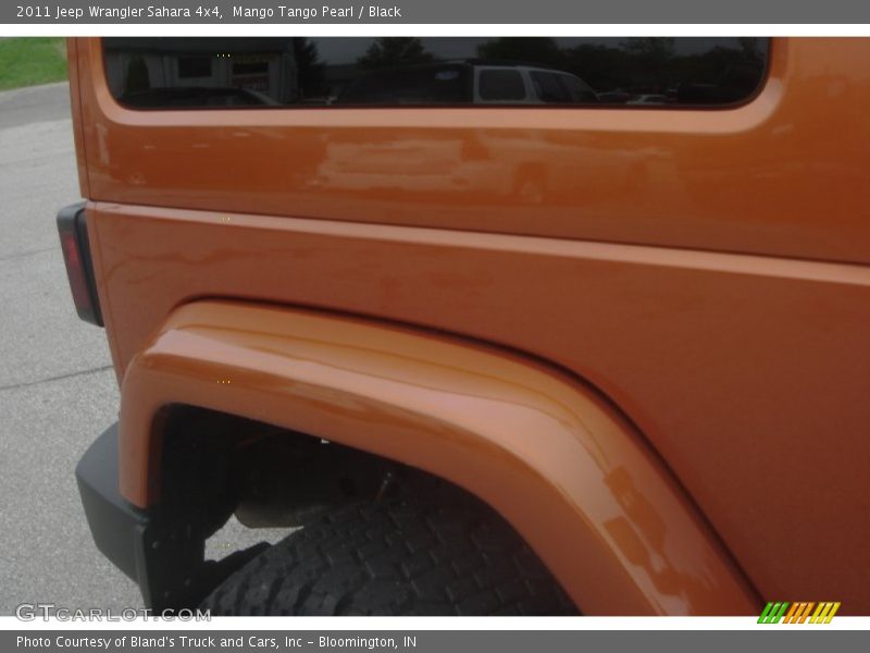 Mango Tango Pearl / Black 2011 Jeep Wrangler Sahara 4x4