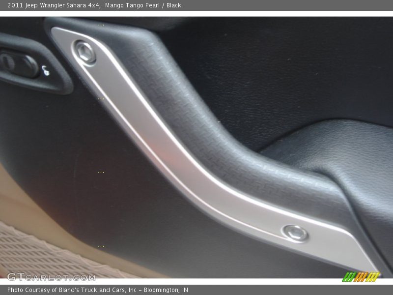 Mango Tango Pearl / Black 2011 Jeep Wrangler Sahara 4x4