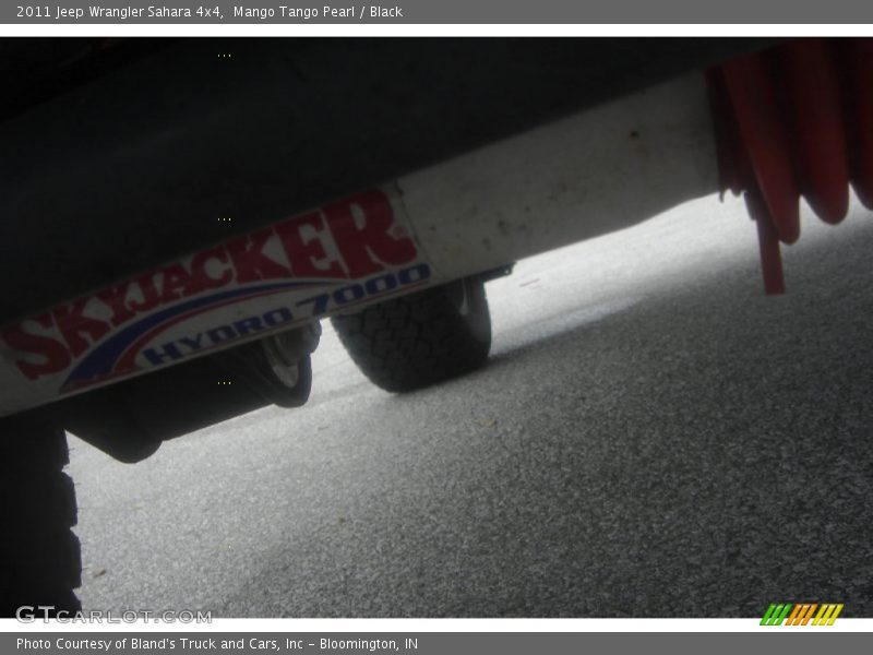 Mango Tango Pearl / Black 2011 Jeep Wrangler Sahara 4x4