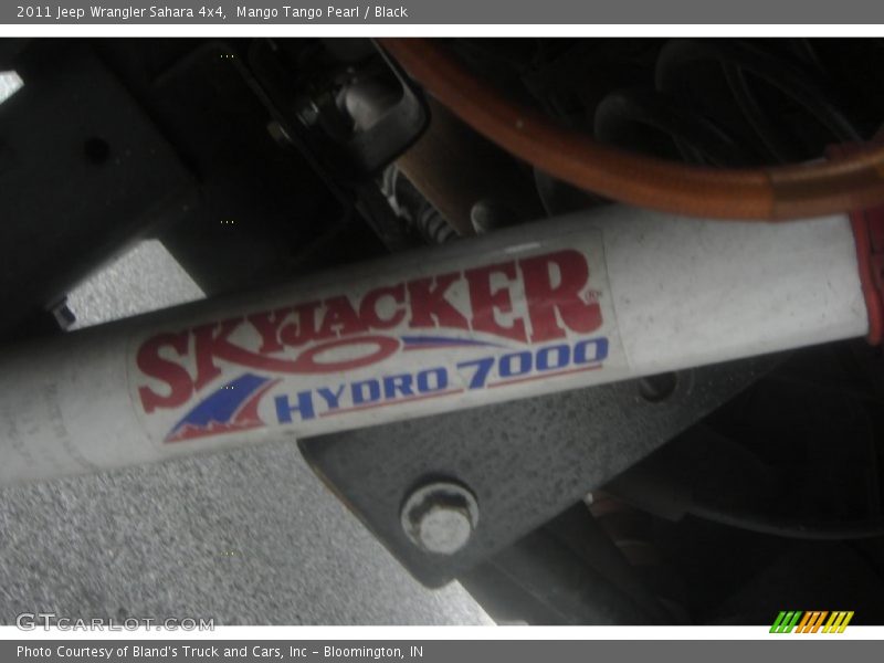 Mango Tango Pearl / Black 2011 Jeep Wrangler Sahara 4x4