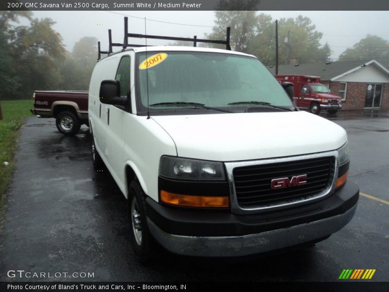 Summit White / Medium Pewter 2007 GMC Savana Van 2500 Cargo