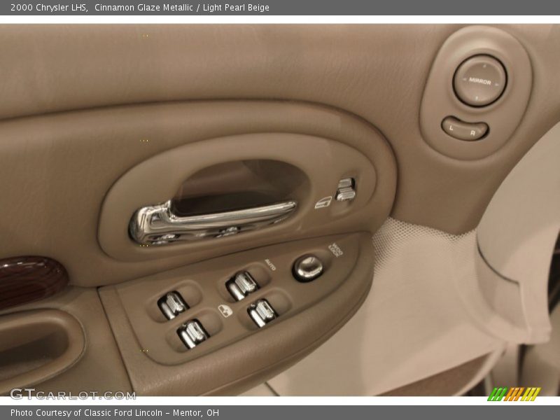 Cinnamon Glaze Metallic / Light Pearl Beige 2000 Chrysler LHS