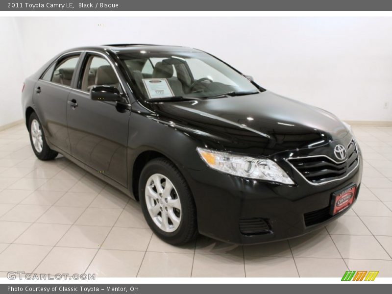 Black / Bisque 2011 Toyota Camry LE
