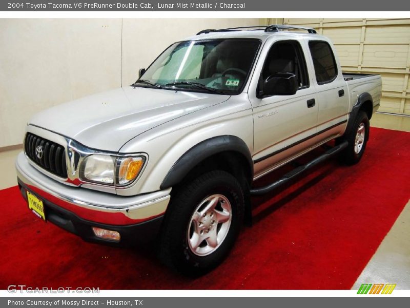 Front 3/4 View of 2004 Tacoma V6 PreRunner Double Cab