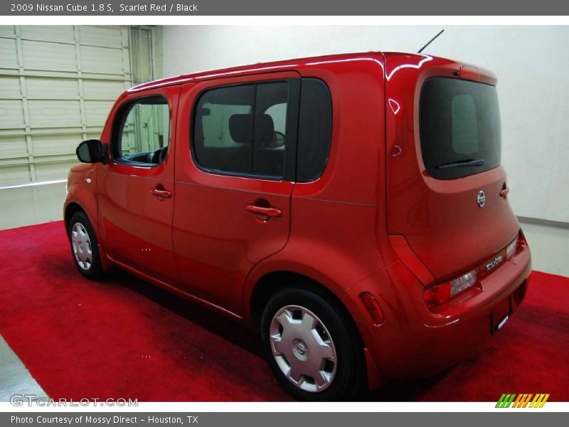 Scarlet Red / Black 2009 Nissan Cube 1.8 S