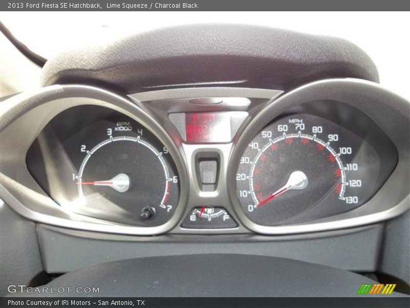 Lime Squeeze / Charcoal Black 2013 Ford Fiesta SE Hatchback